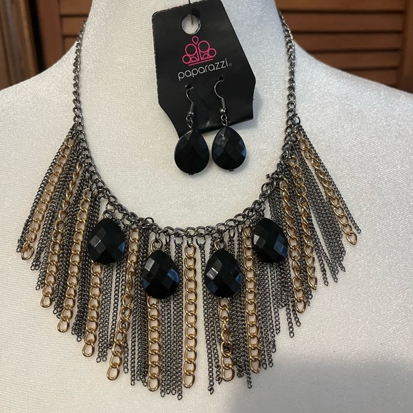 💮BUNDLE 2 For $12💮 - Picture 3 of 3